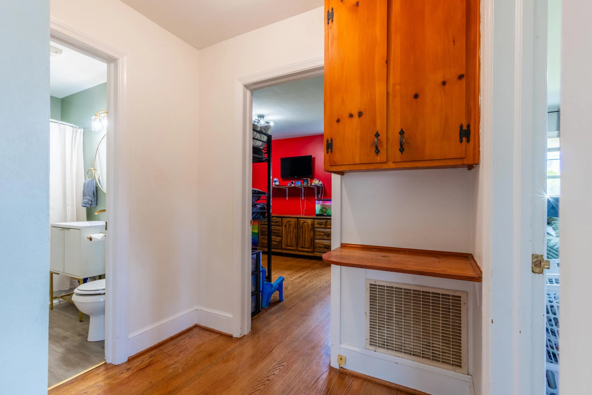 60 Whitten ST - Photo 7