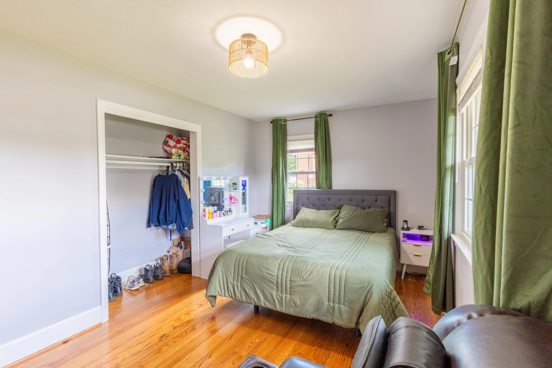 60 Whitten ST - Photo 9