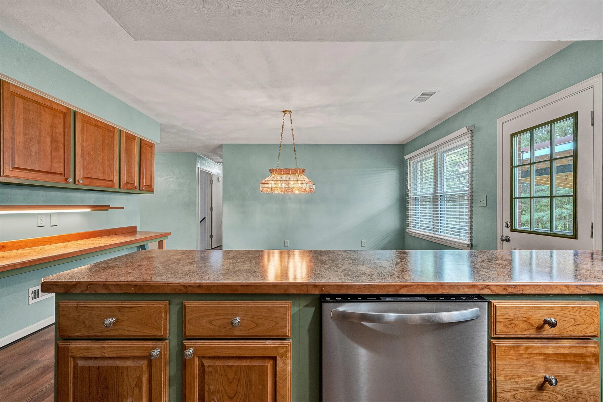 698 Hummingbird LN - Photo 15
