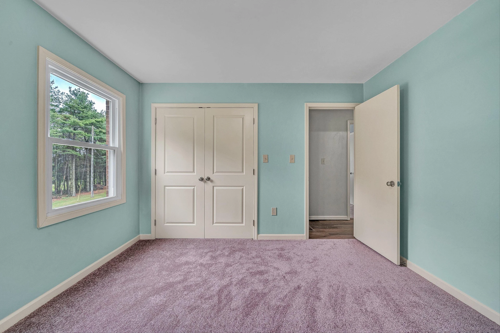 698 Hummingbird LN - Photo 26