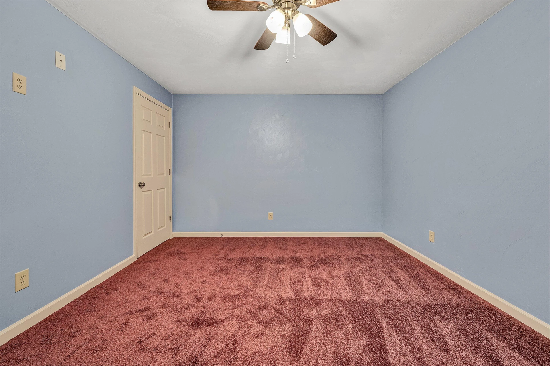 698 Hummingbird LN - Photo 34
