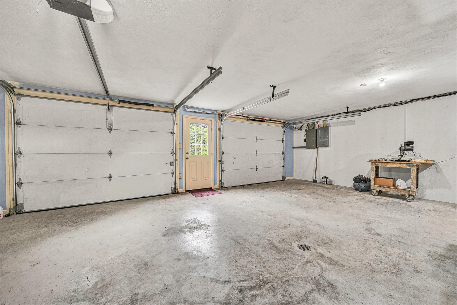698 Hummingbird LN - Photo 36