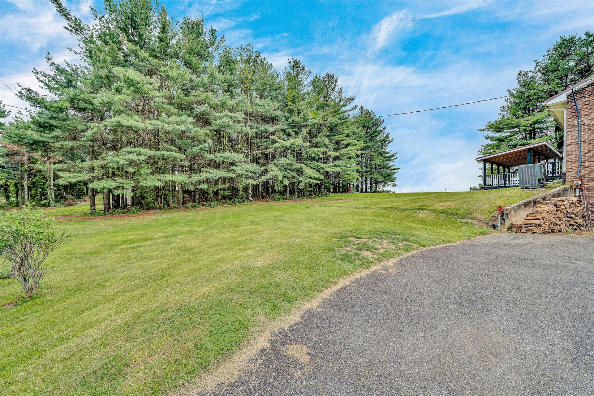 698 Hummingbird LN - Photo 41