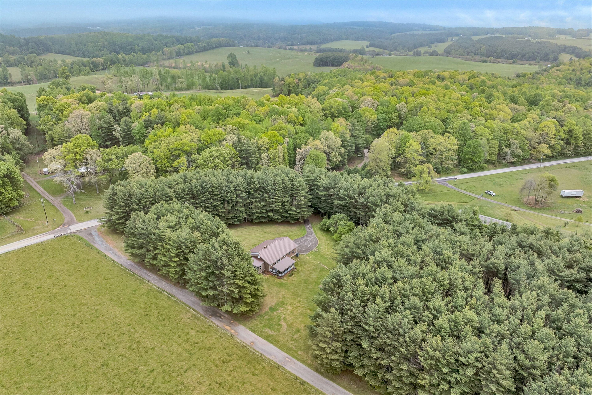 698 Hummingbird LN - Photo 52