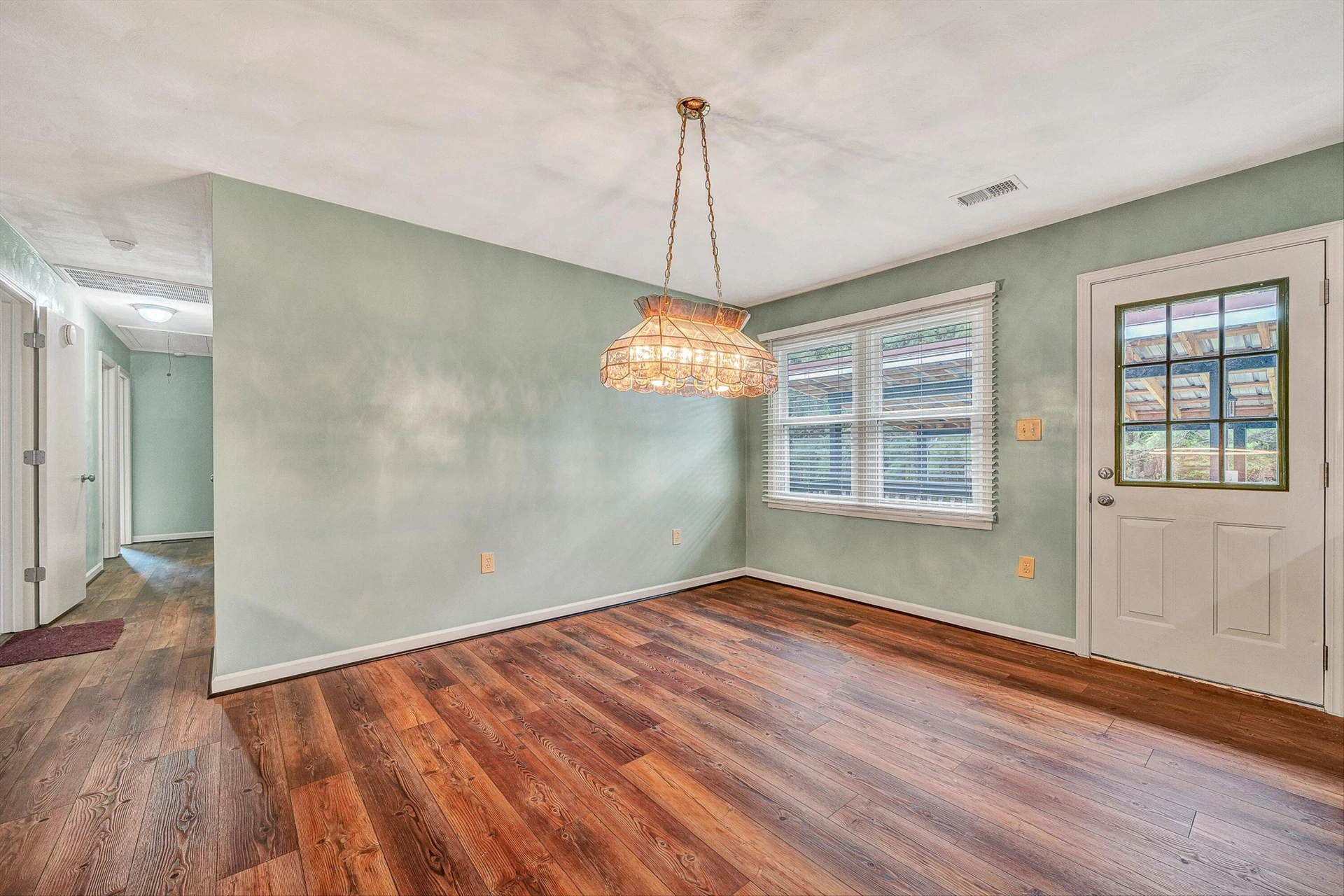 698 Hummingbird LN - Photo 11