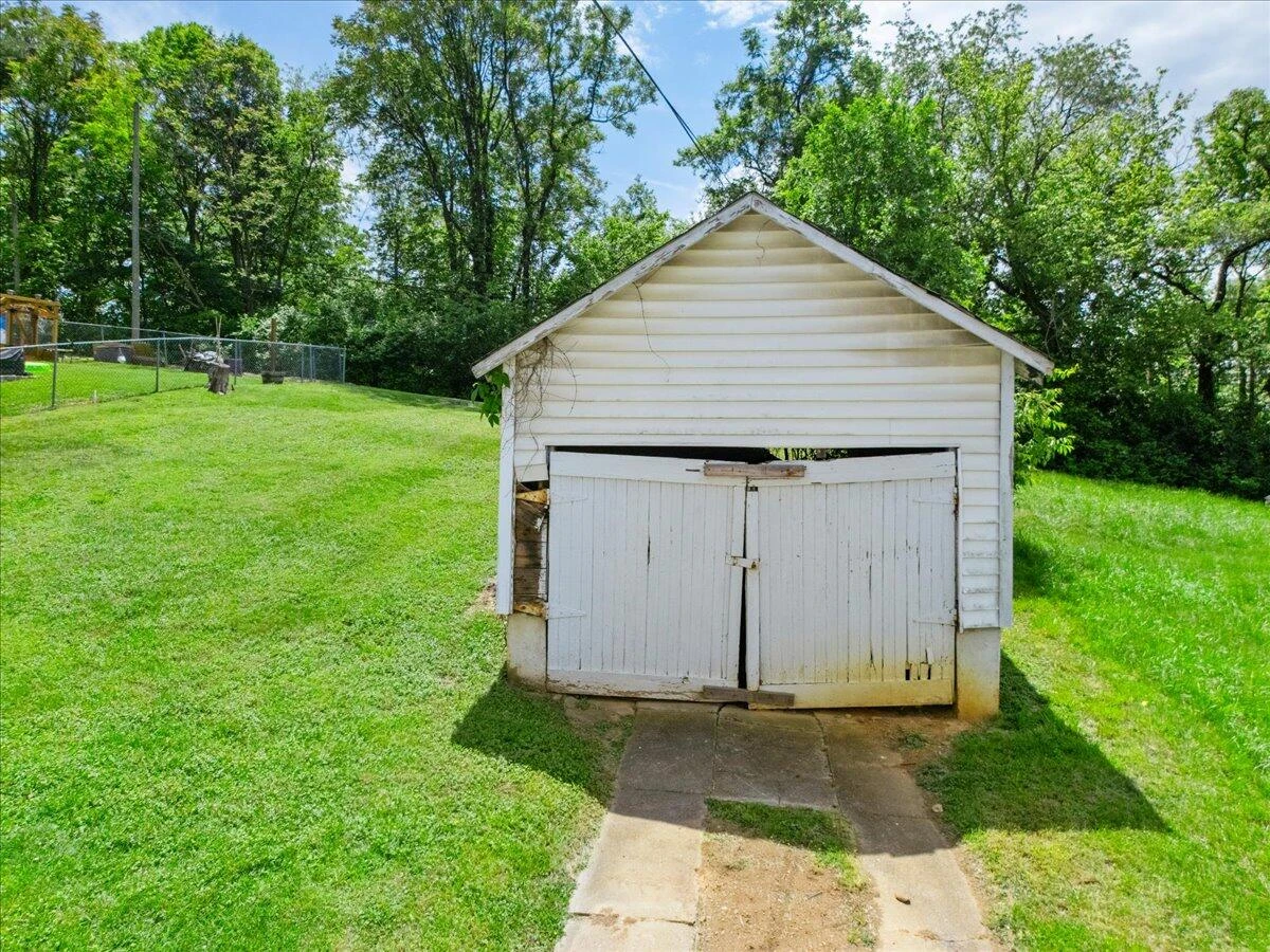 1714 Chapman AVE - Photo 74