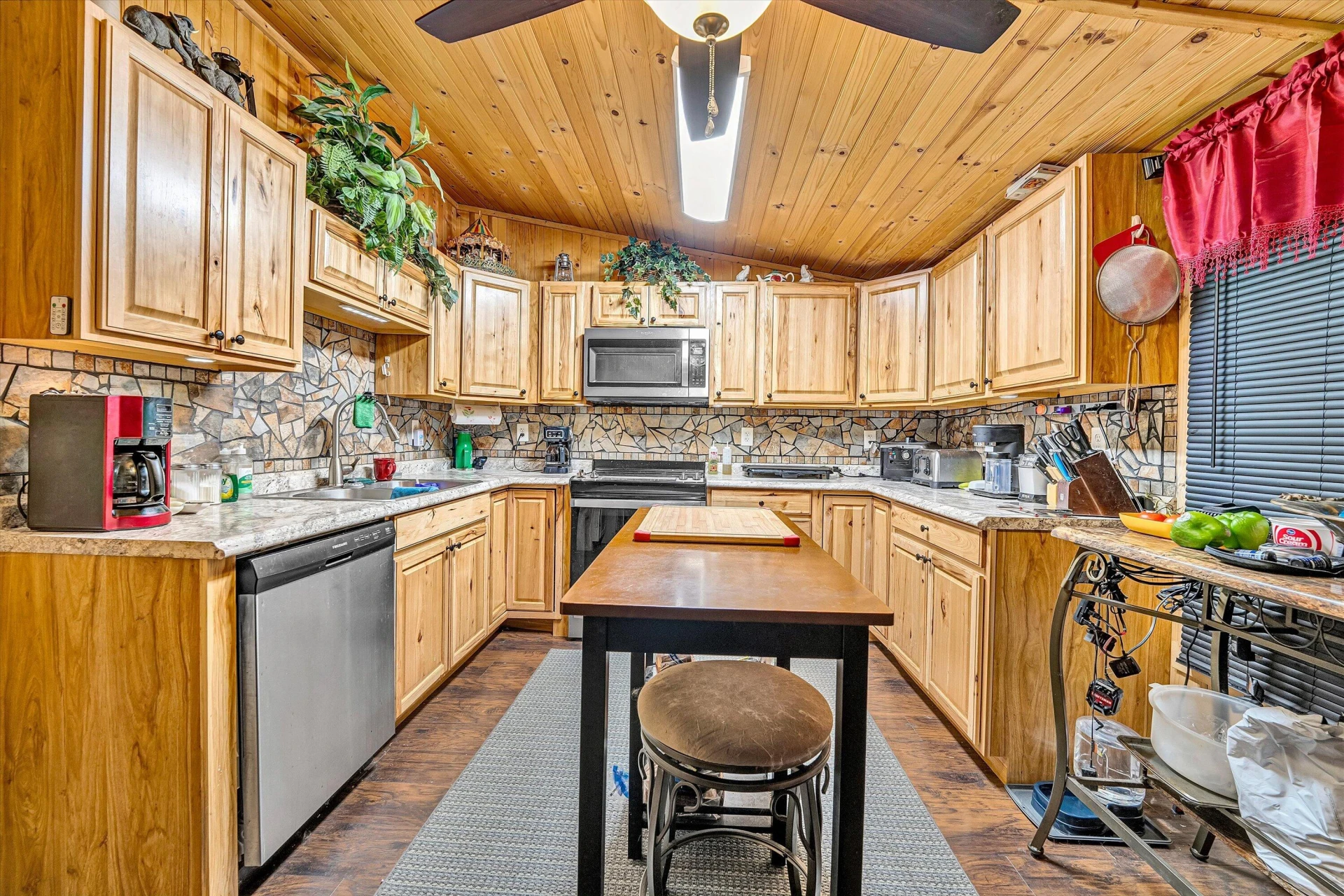 3103 Virgil H Goode - Photo 7
