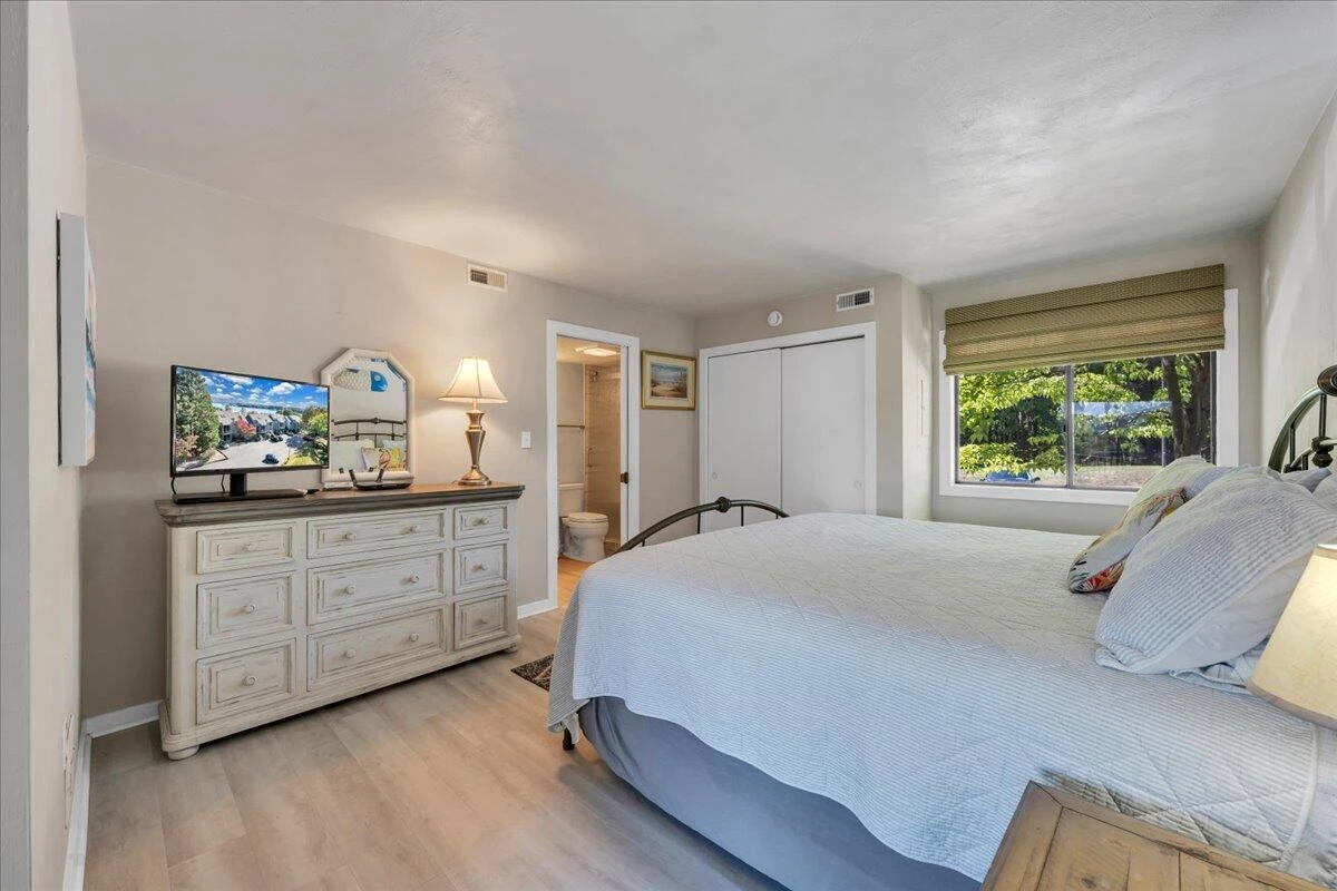 120 Sailors Cove DR #UNIT 1308 - Photo 23