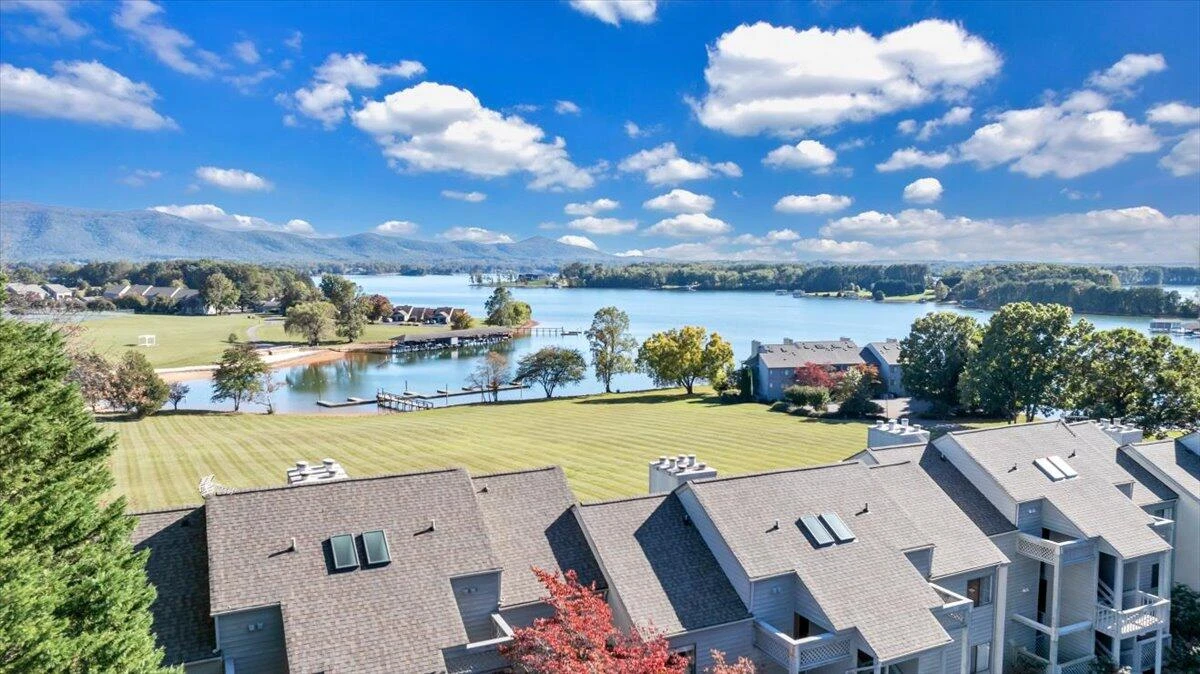120 Sailors Cove DR #UNIT 1308 - Photo 41
