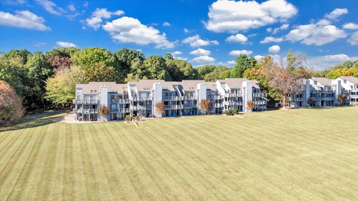 120 Sailors Cove DR #UNIT 1308 - Photo 45