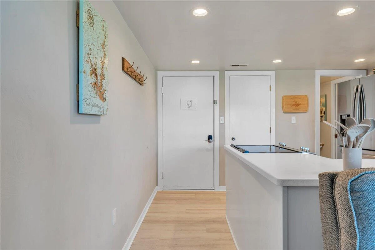120 Sailors Cove DR #UNIT 1308 - Photo 6