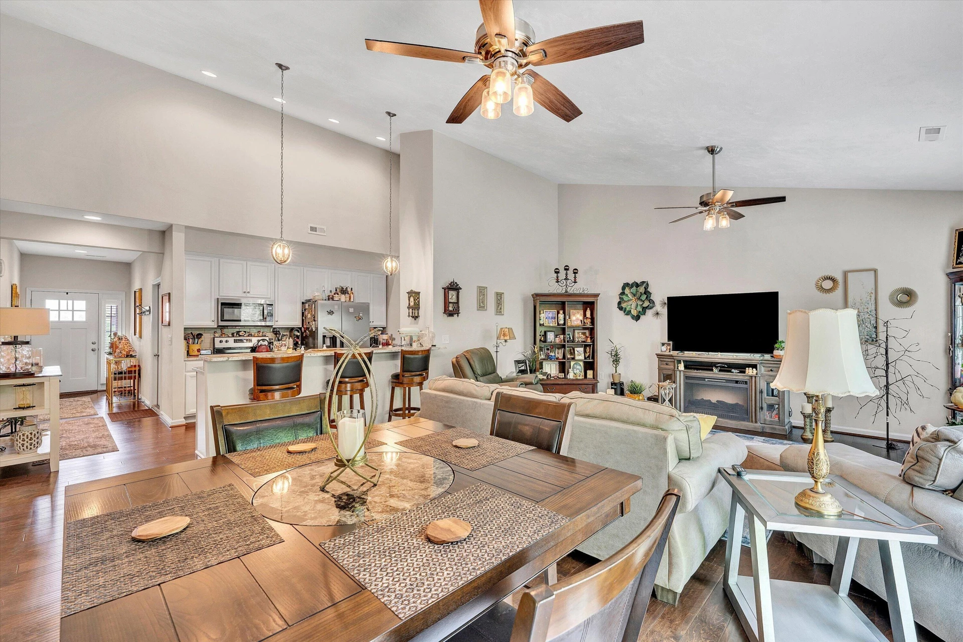 22 Carrington CT - Photo 18
