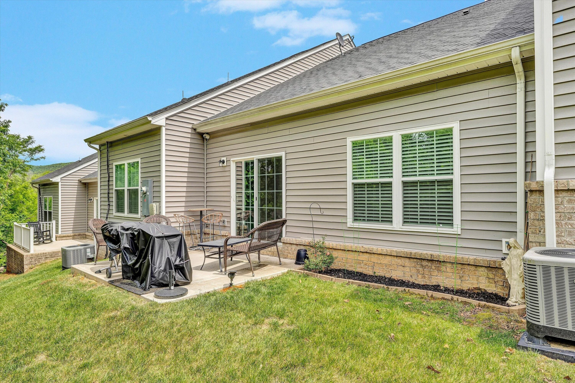 22 Carrington CT - Photo 27