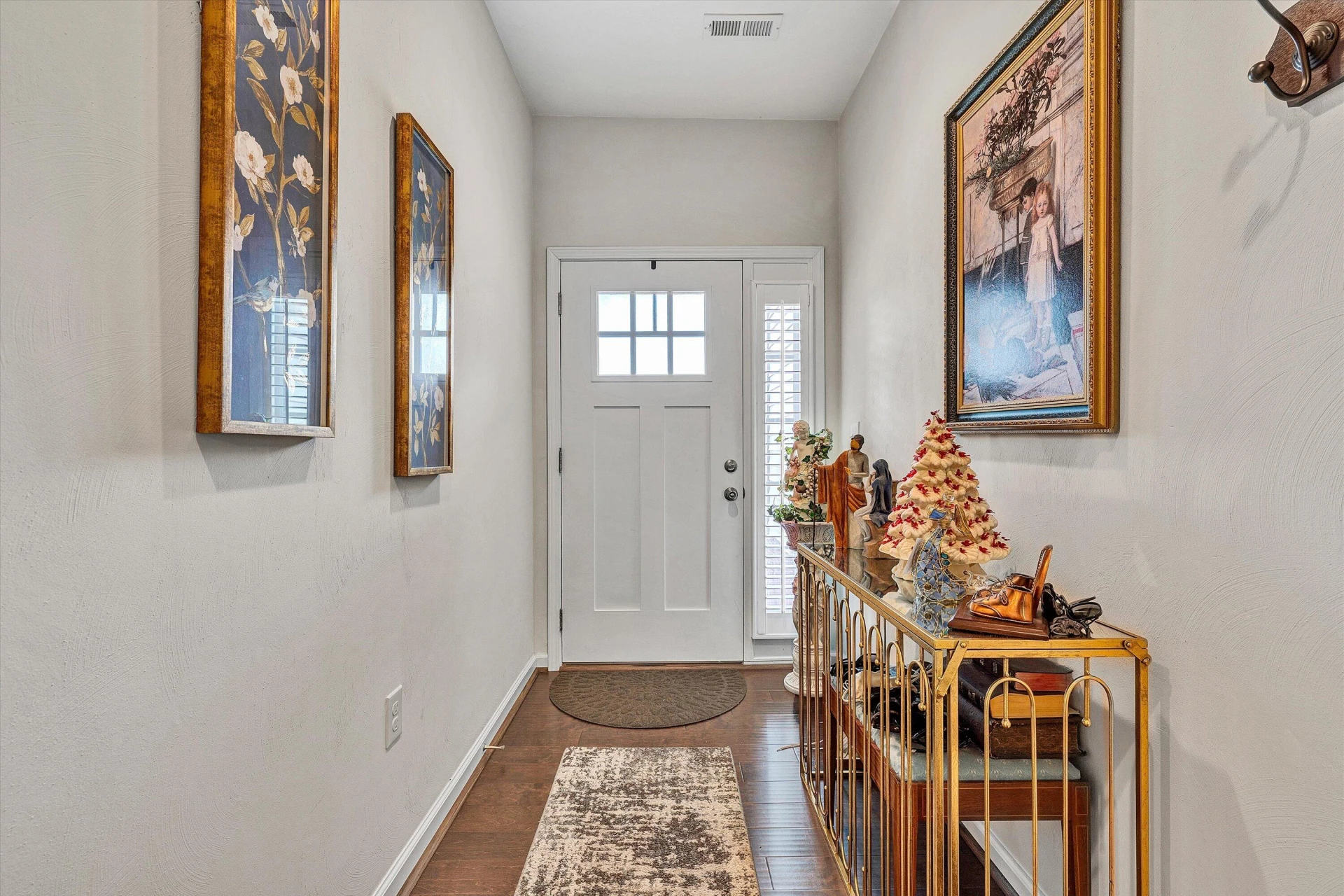 22 Carrington CT - Photo 8