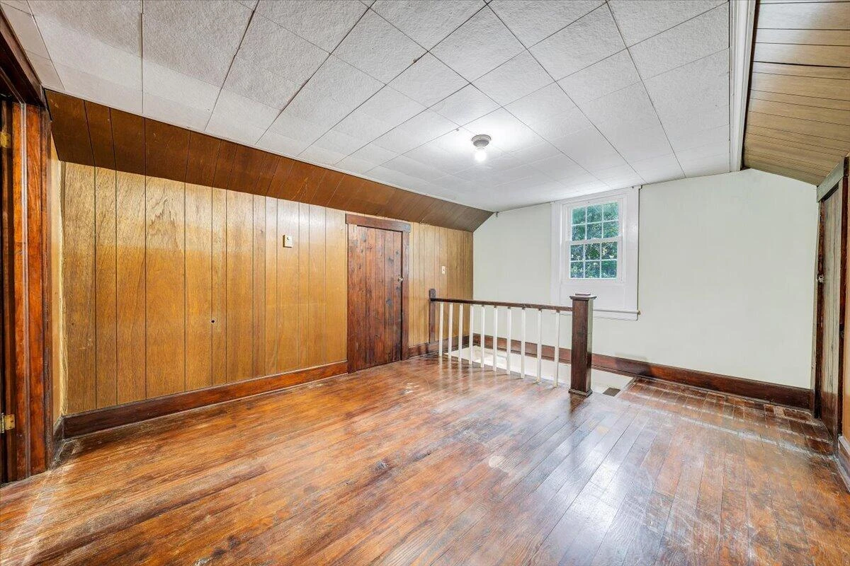 1384 Thaxton Mountain RD - Photo 36