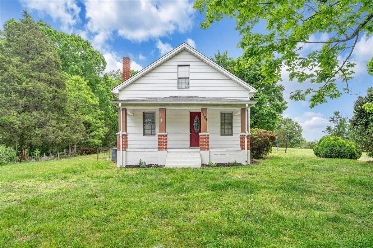 1384 Thaxton Mountain RD - Photo 48