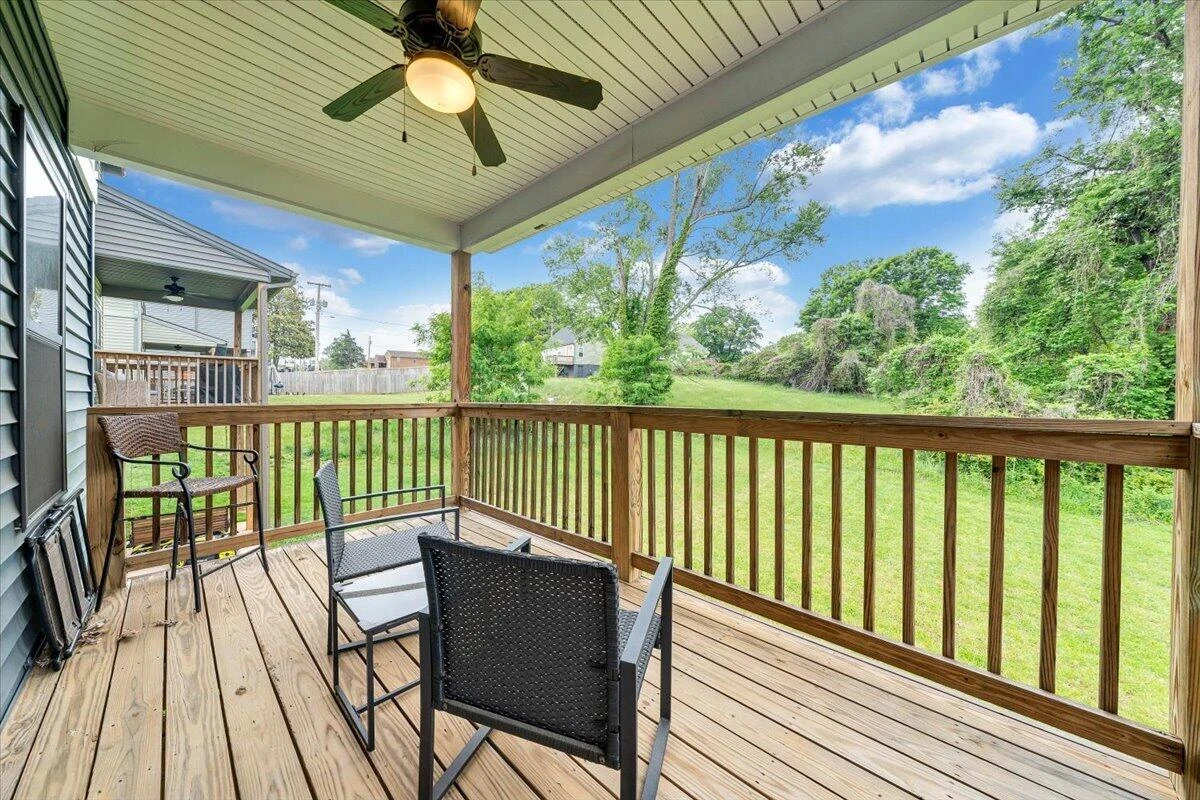 3041 Fulton ST - Photo 16
