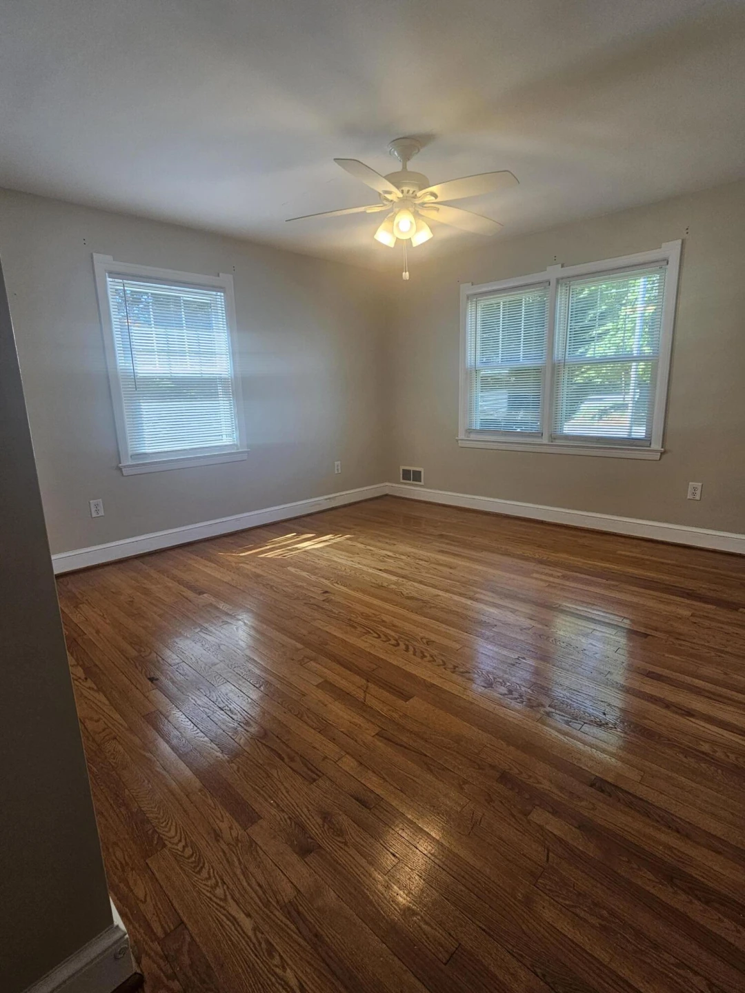3009 Dover DR - Photo 10