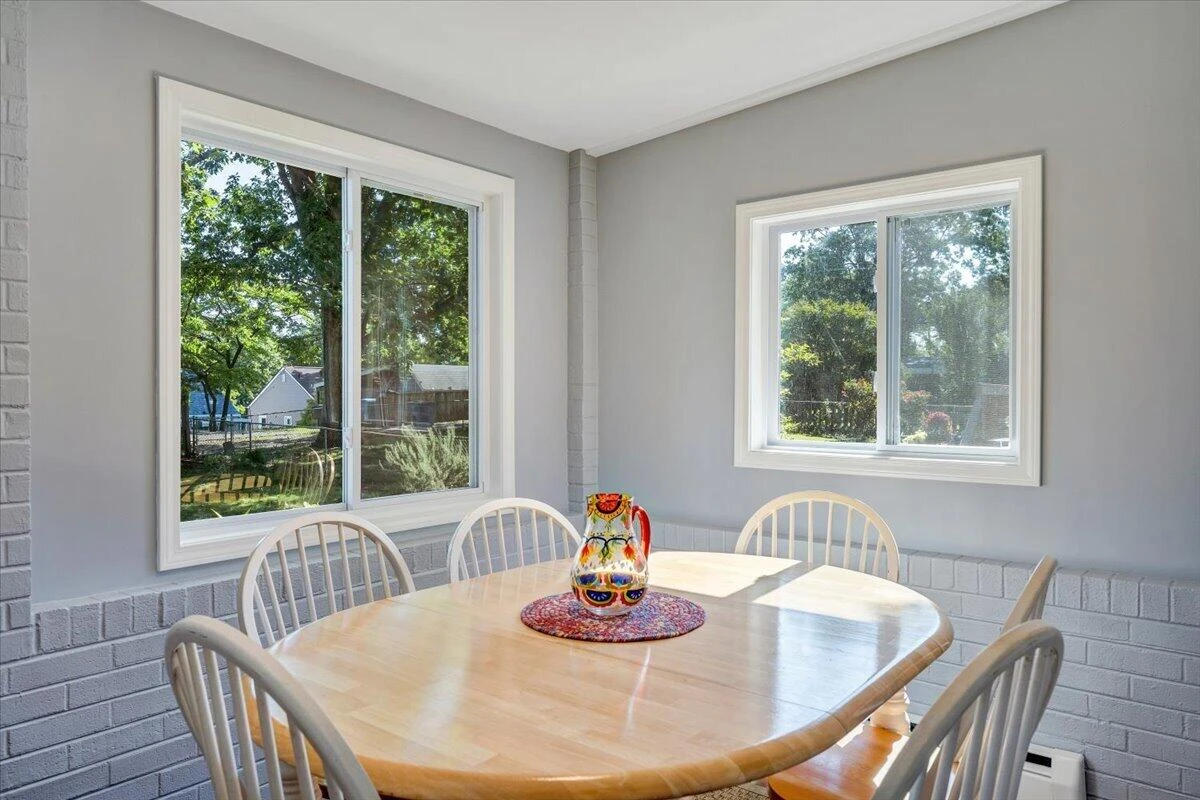 2525 Maiden LN - Photo 13