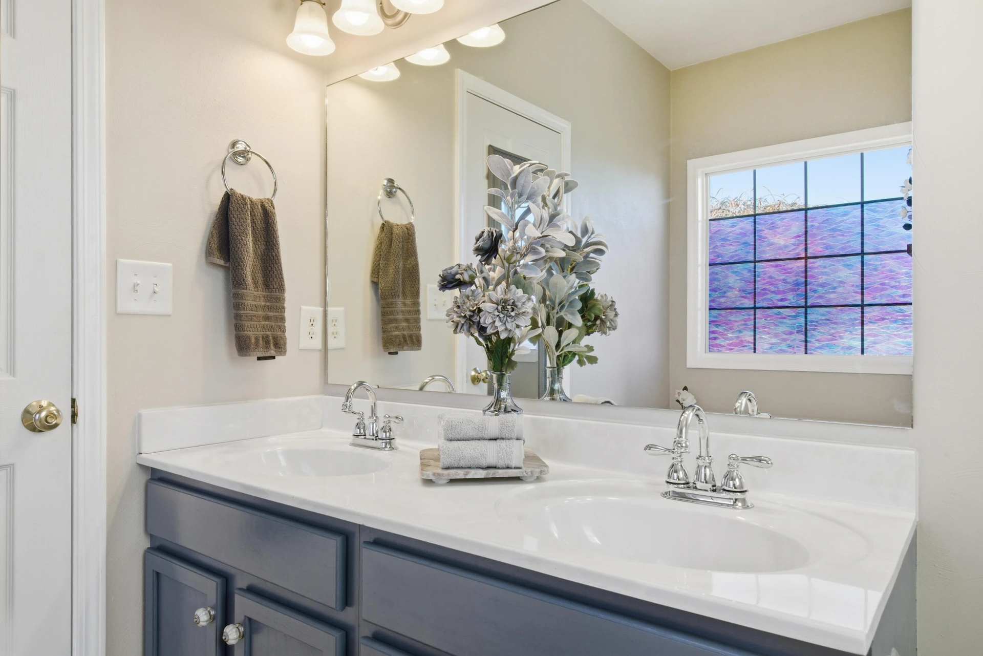 310 Windsor DR - Photo 21