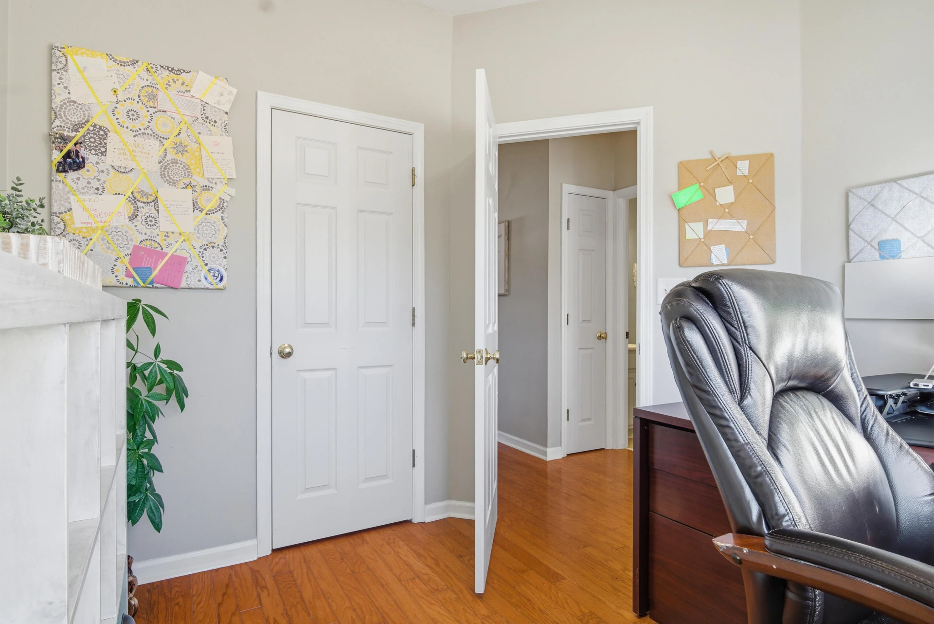 310 Windsor DR - Photo 27