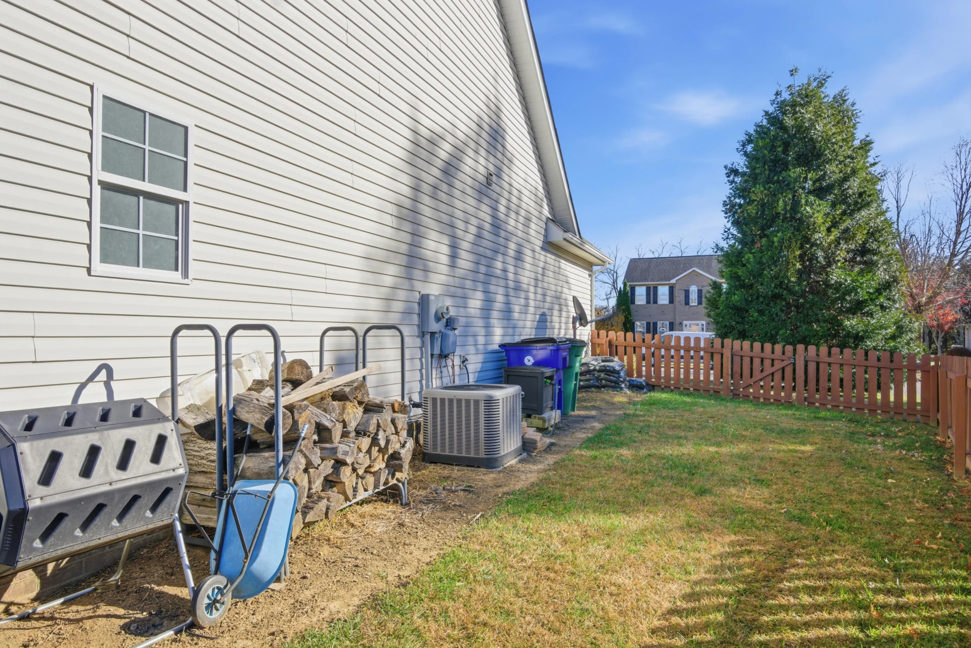 310 Windsor DR - Photo 38