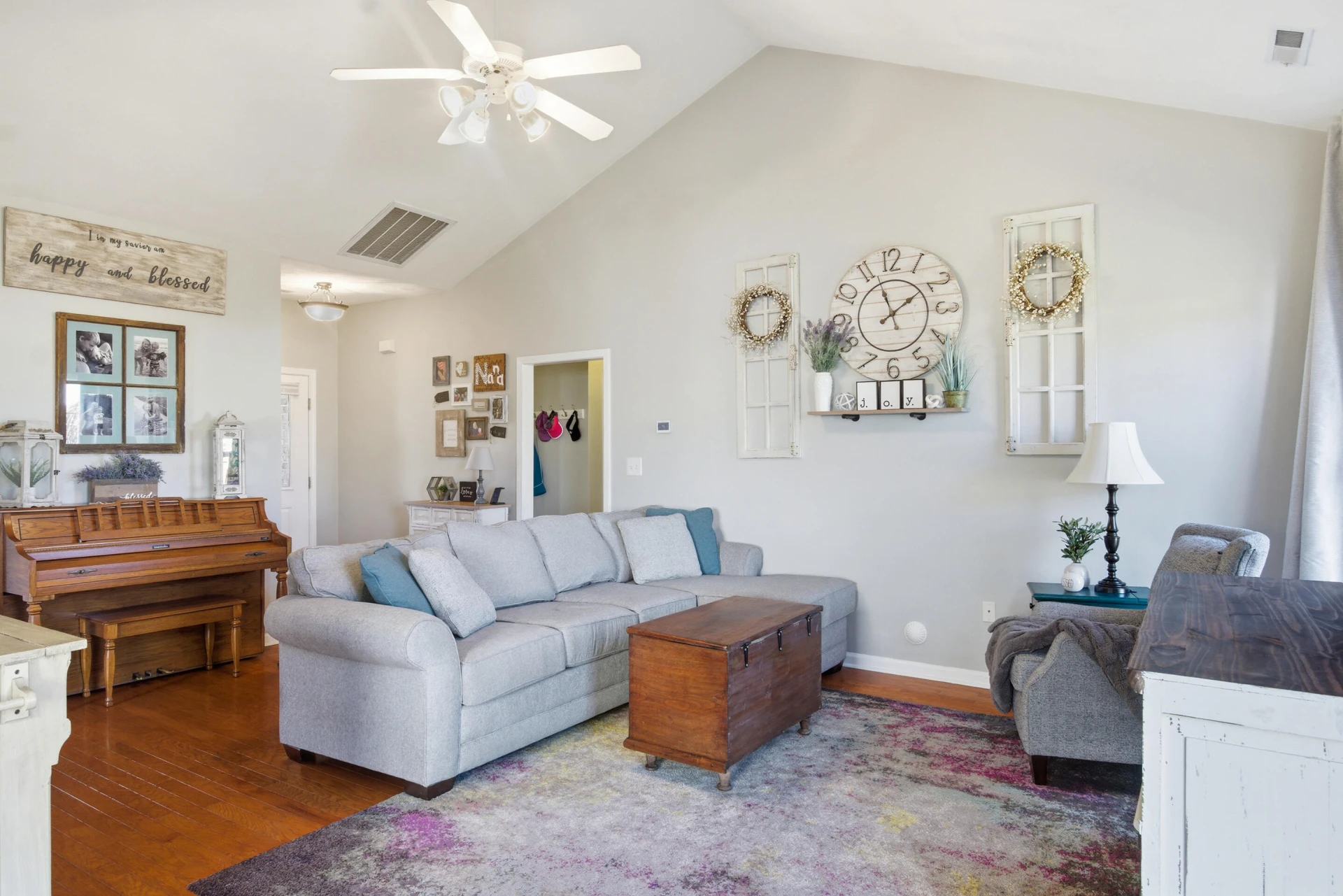 310 Windsor DR - Photo 8