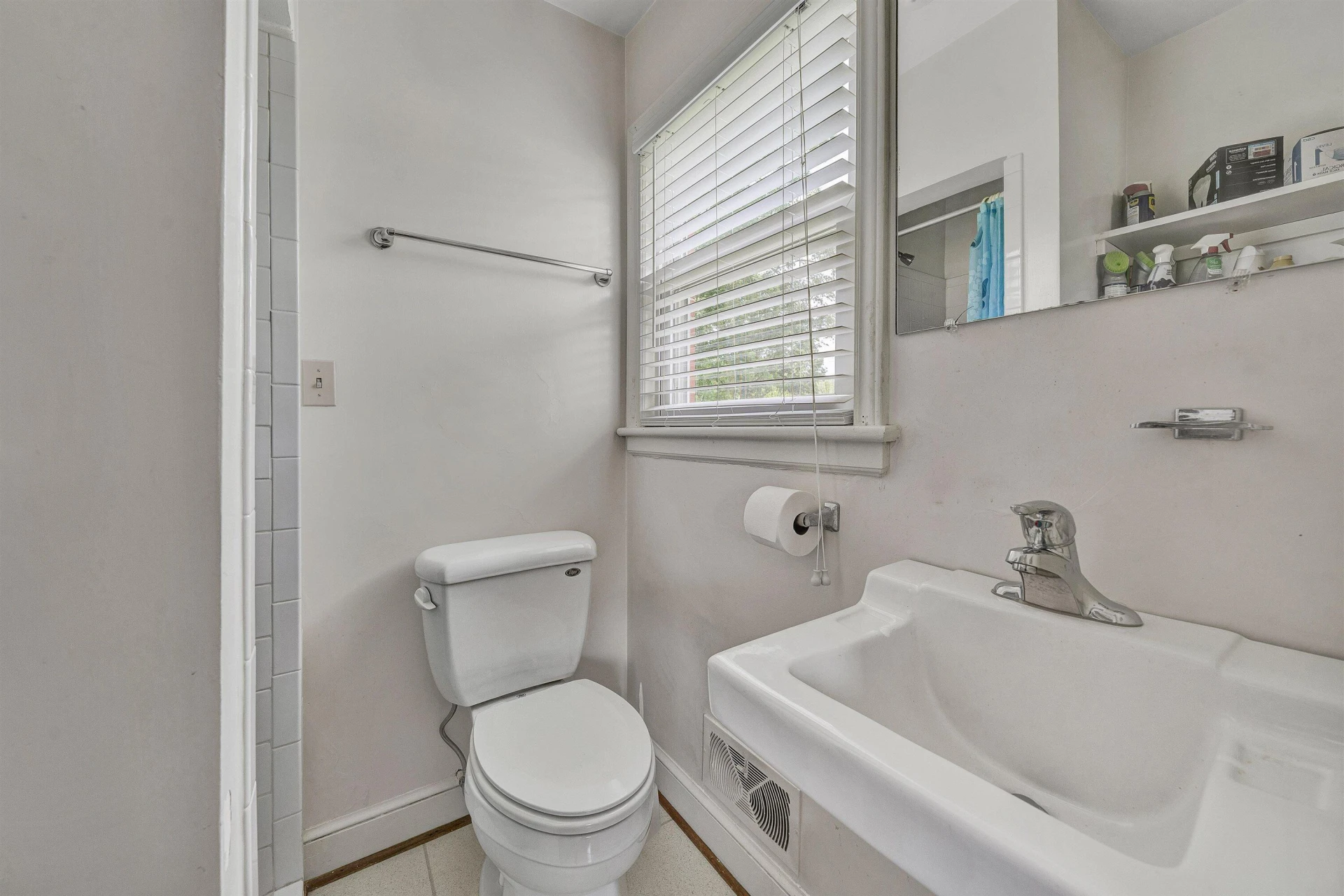 6915 Tinkerdale RD - Photo 11