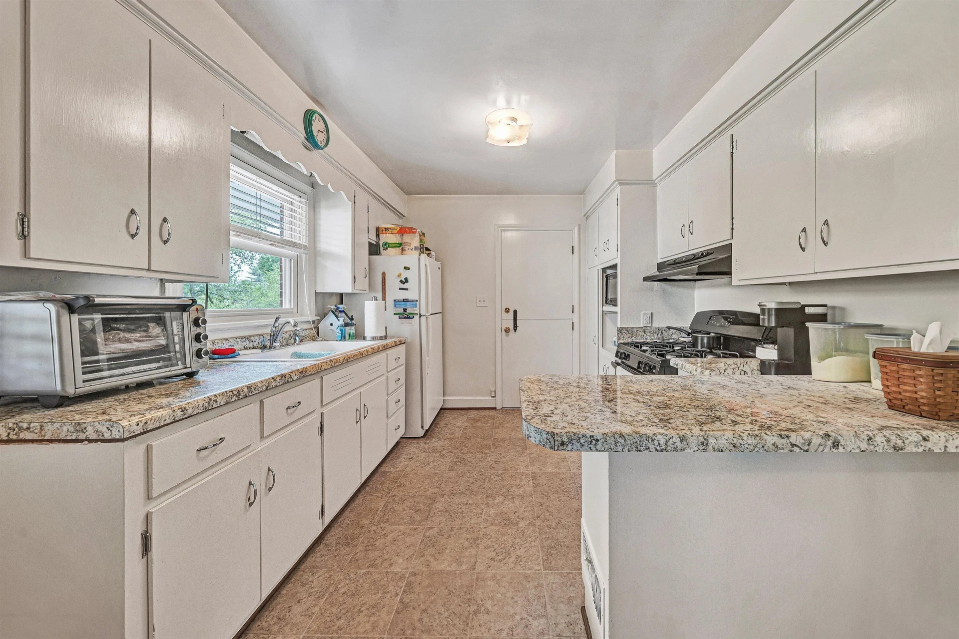 6915 Tinkerdale RD - Photo 7
