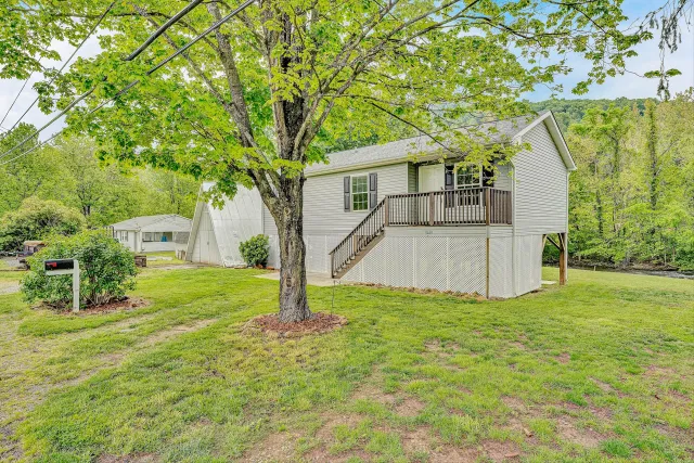 9619 Old Roanoke RD, Elliston, VA, 24087