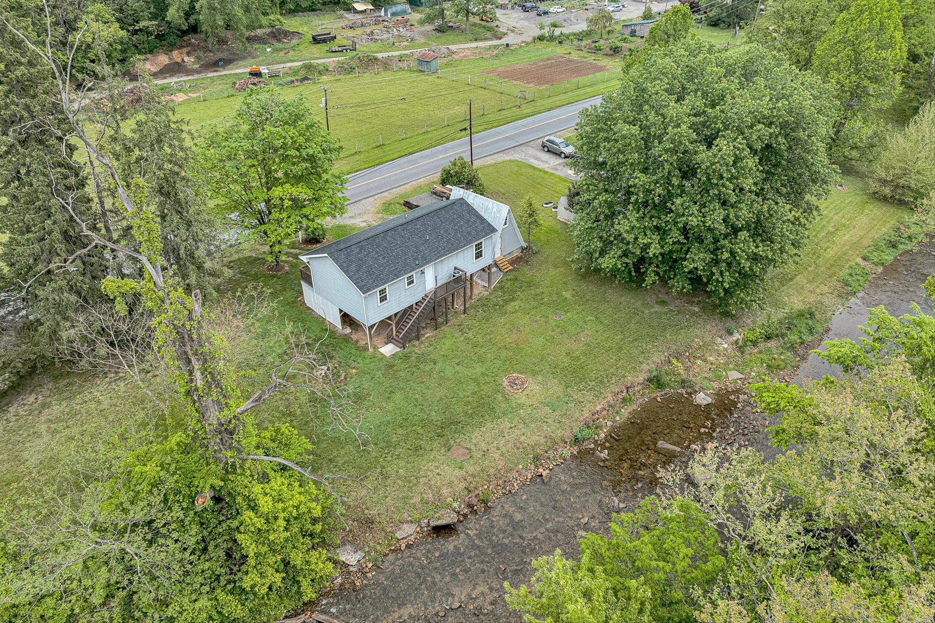9619 Old Roanoke RD - Photo 19