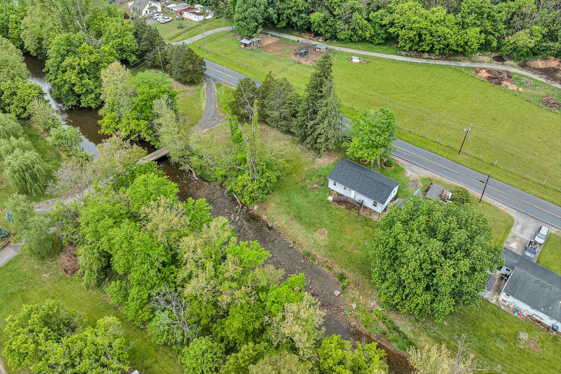 9619 Old Roanoke RD - Photo 28