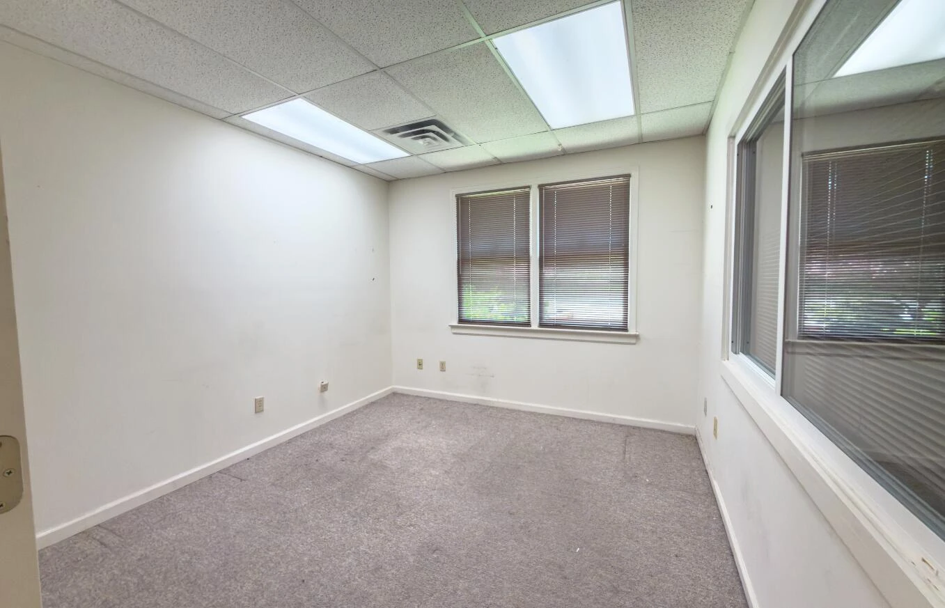 3424 Brambleton AVE - Photo 24