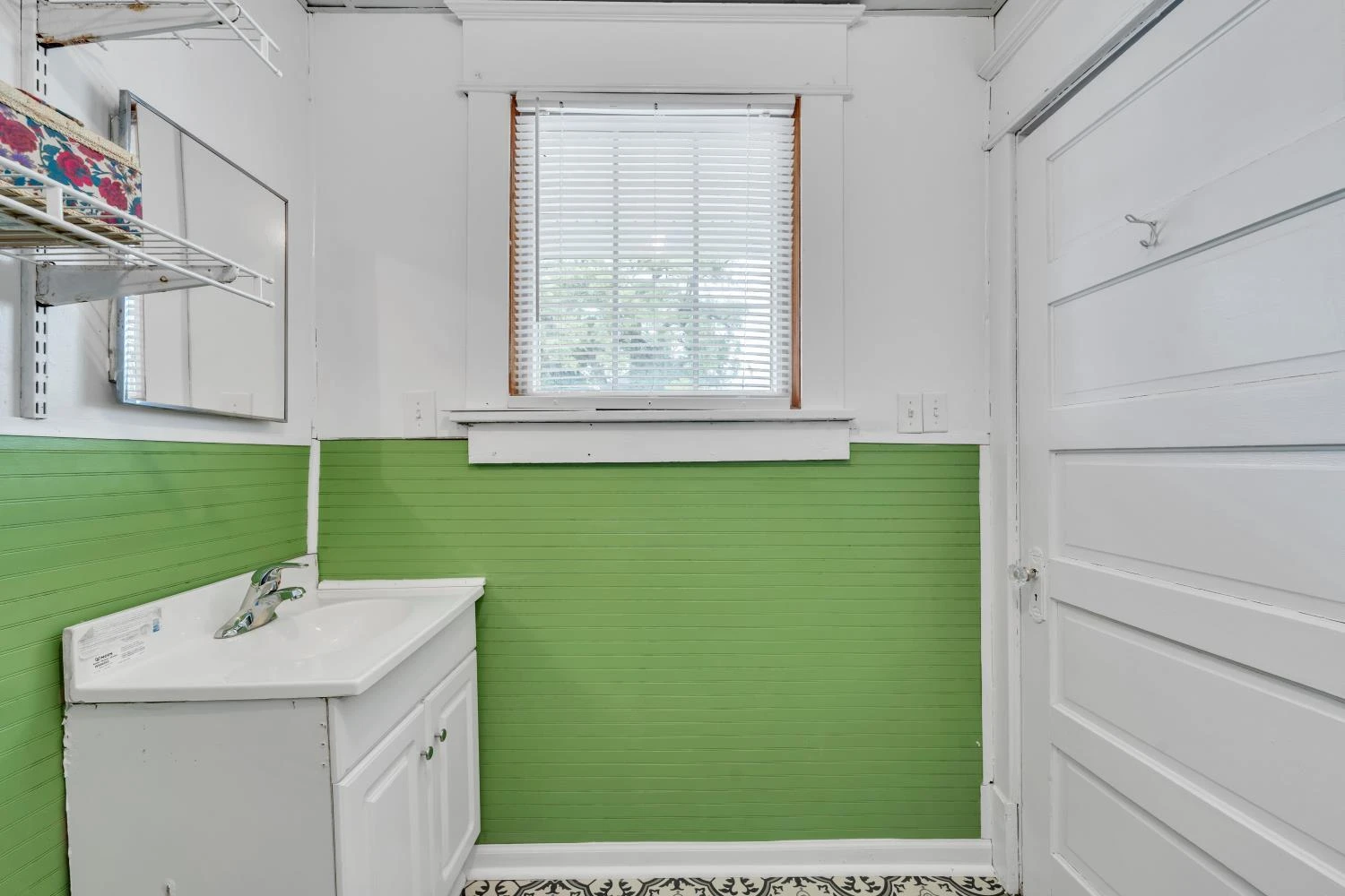 1901 Staunton AVE - Photo 24