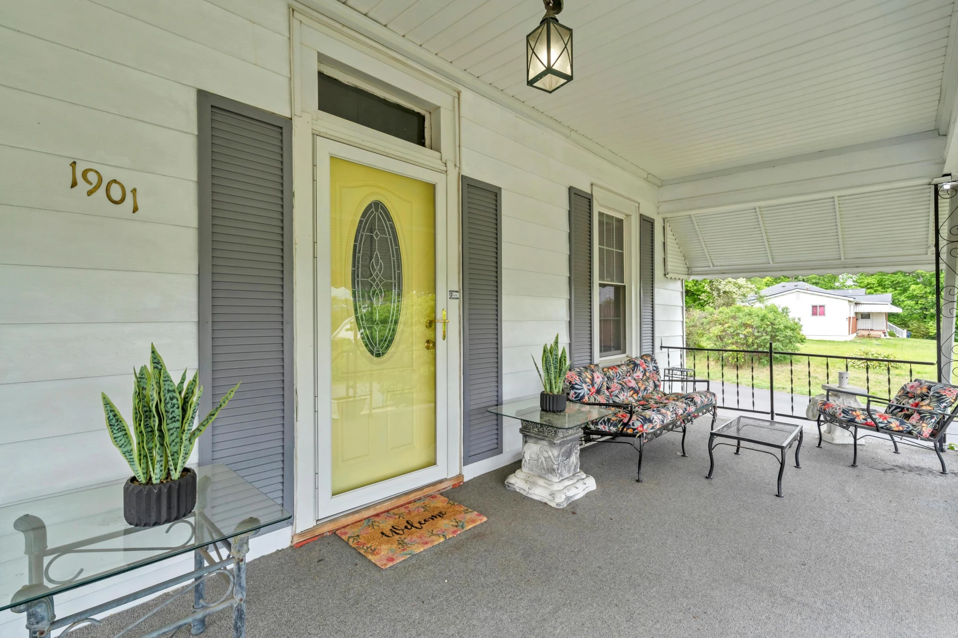 1901 Staunton AVE - Photo 4