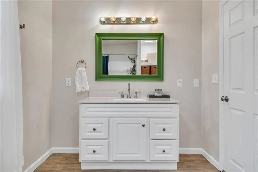 826 Rutherford AVE - Photo 11