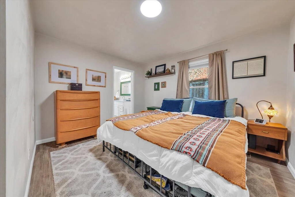 826 Rutherford AVE - Photo 9