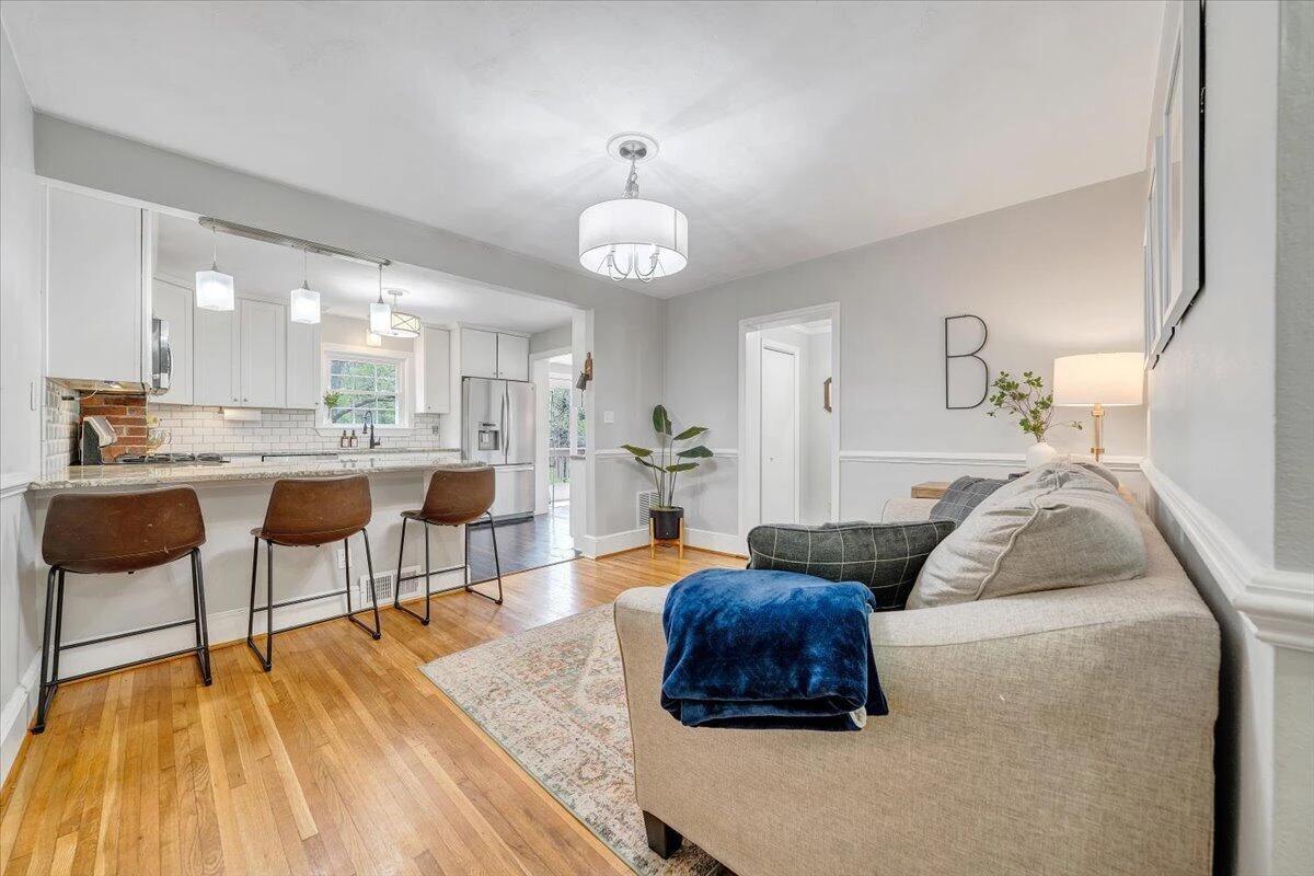 2910 Carvins Cove RD - Photo 10