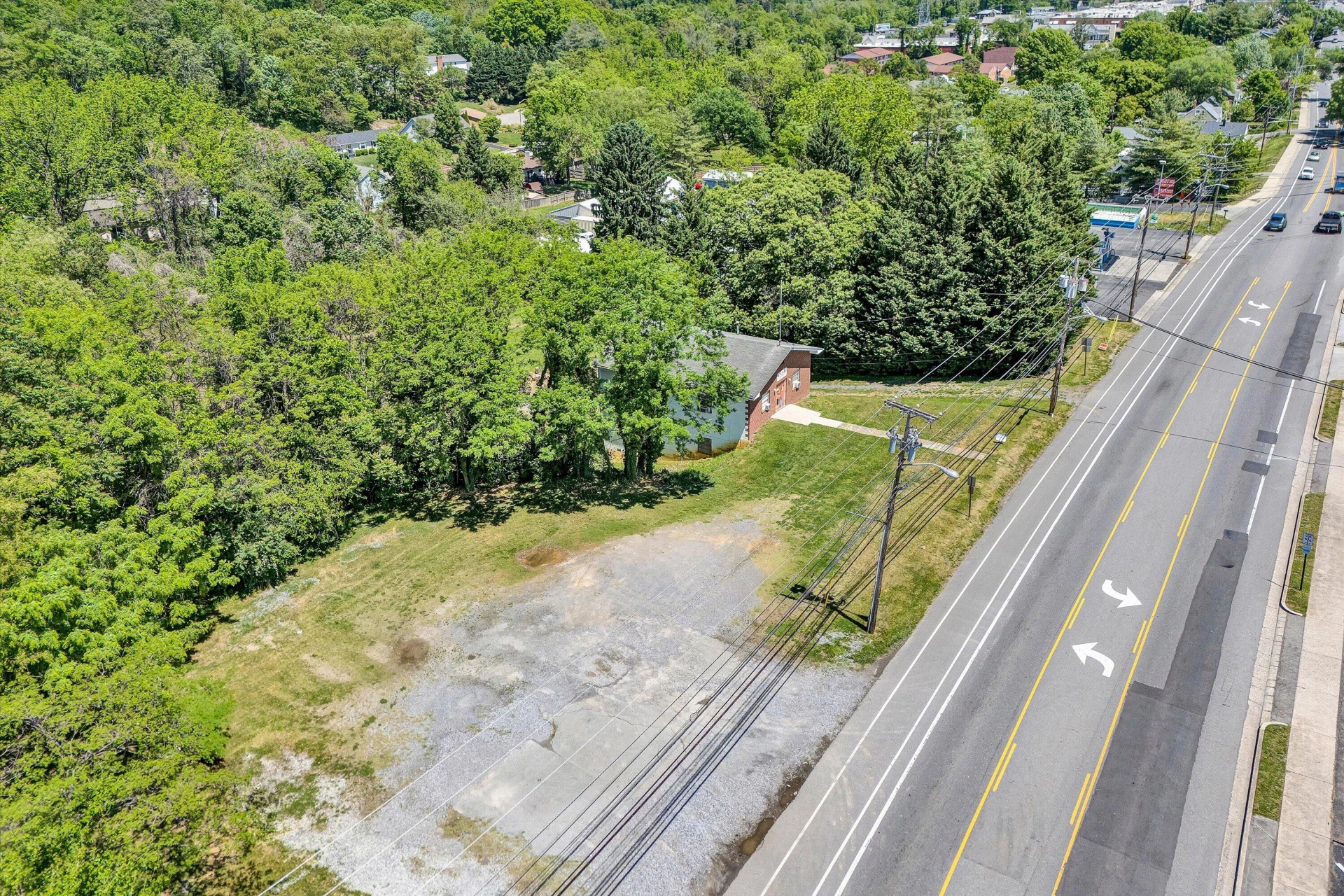 2719 Colonial AVE - Photo 21