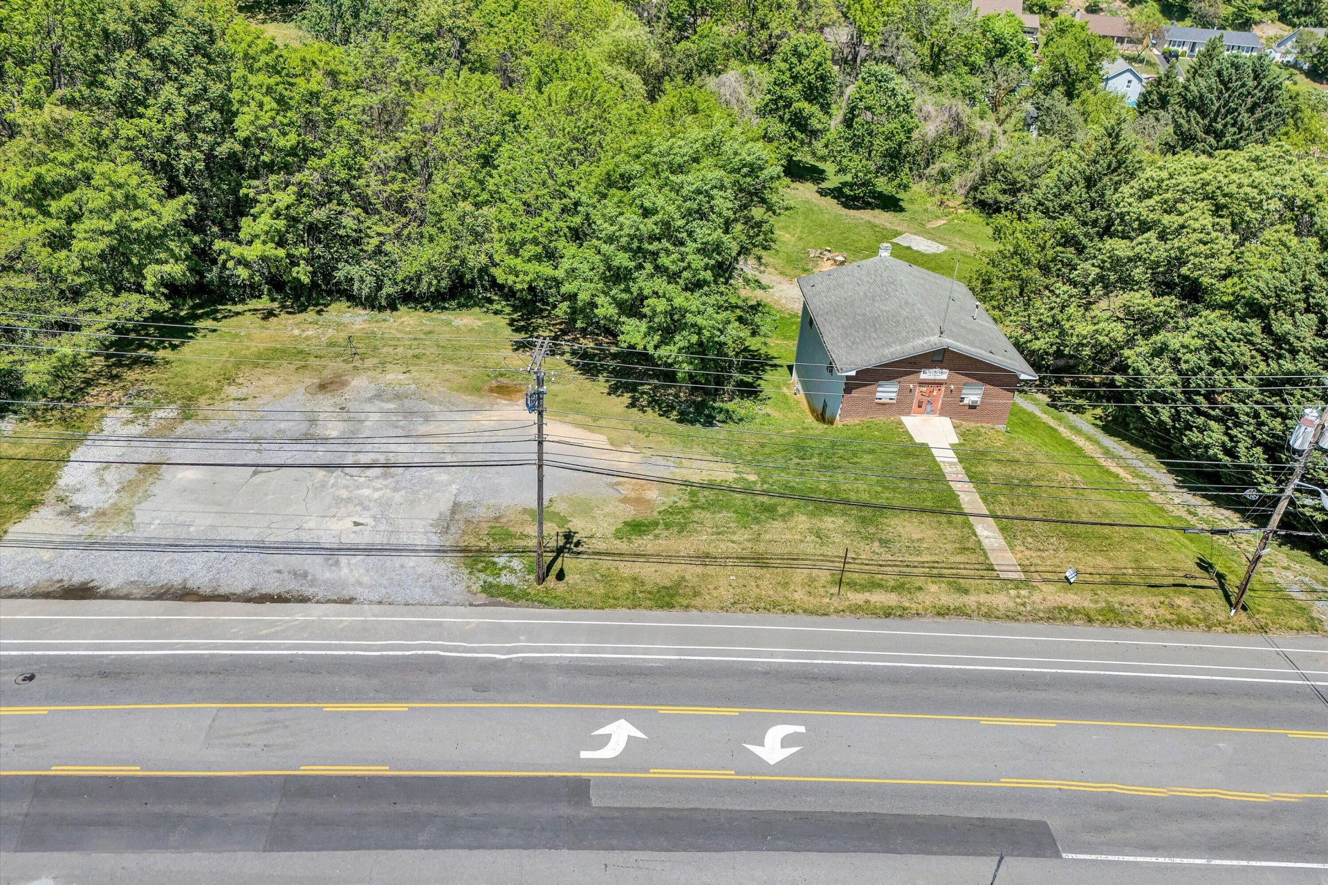 2719 Colonial AVE - Photo 5