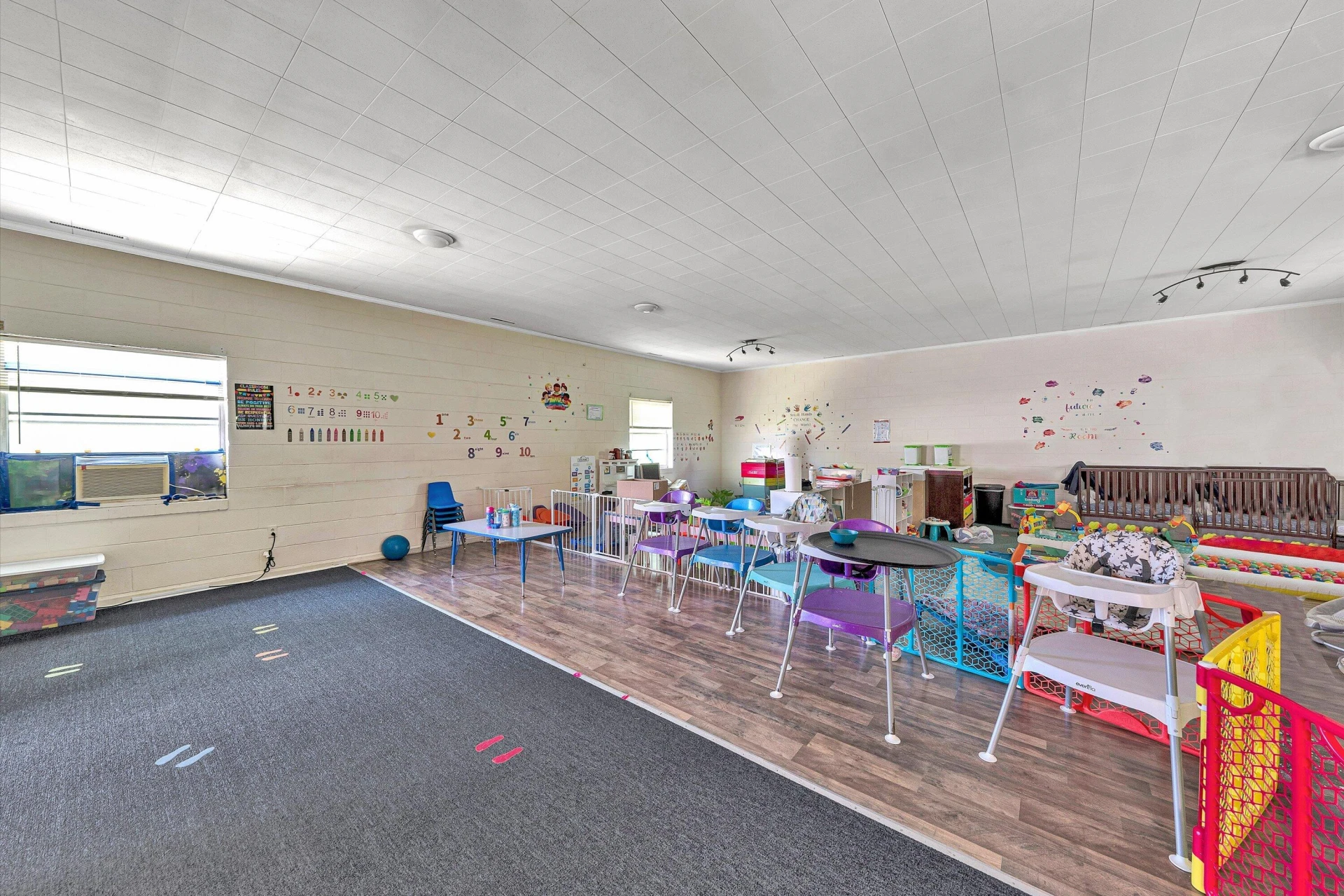 2719 Colonial AVE - Photo 8