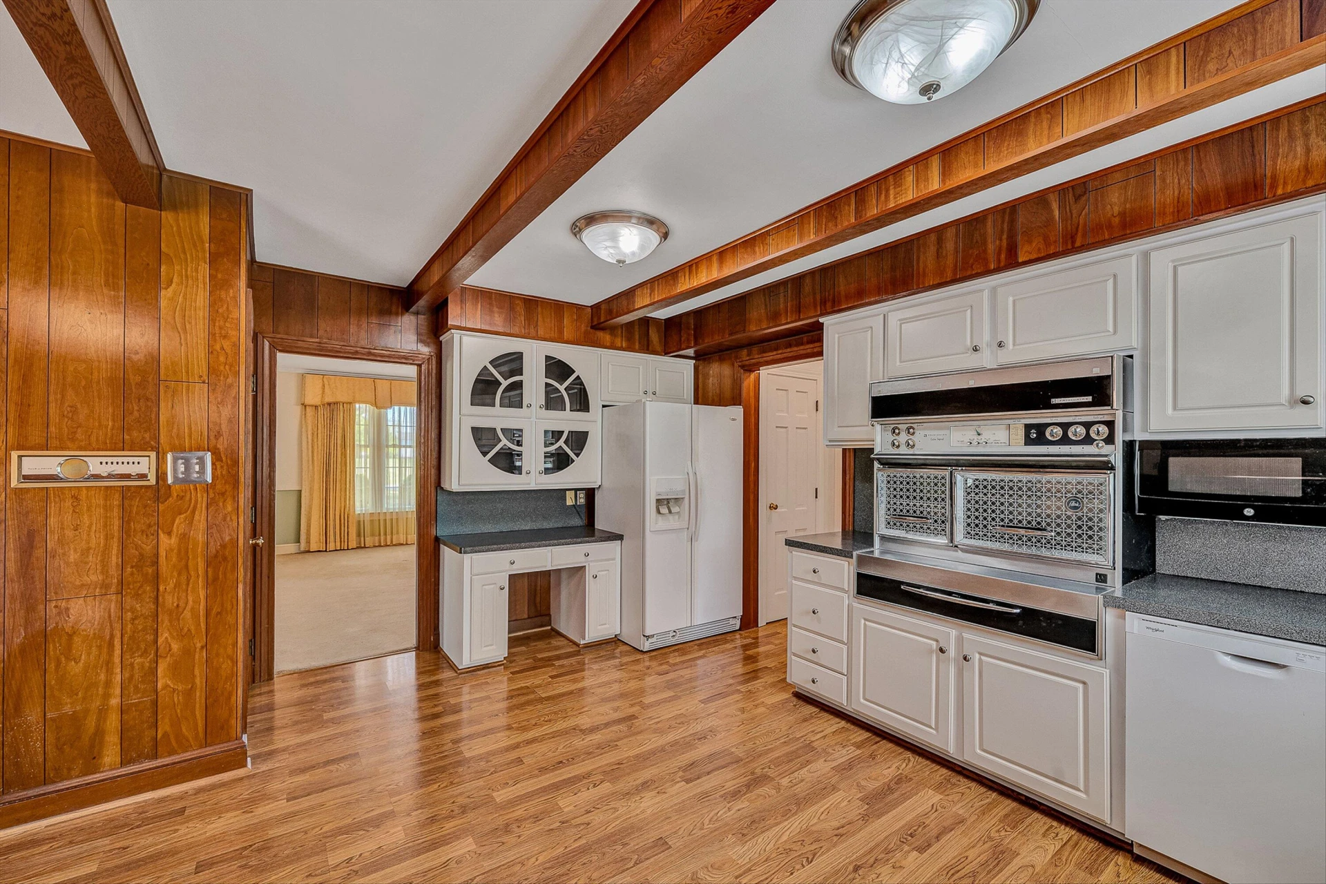 1344 Main ST - Photo 18