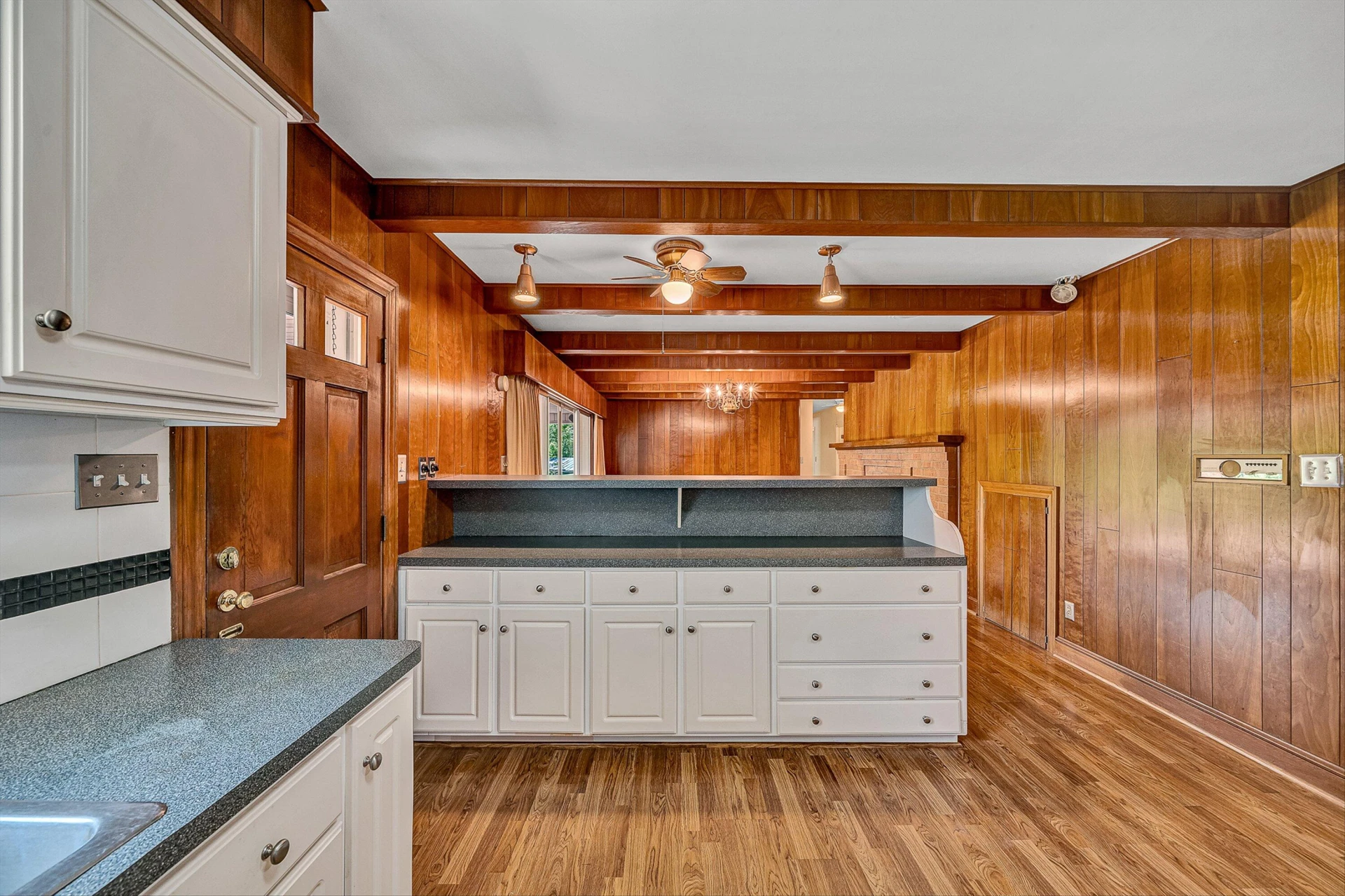 1344 Main ST - Photo 19