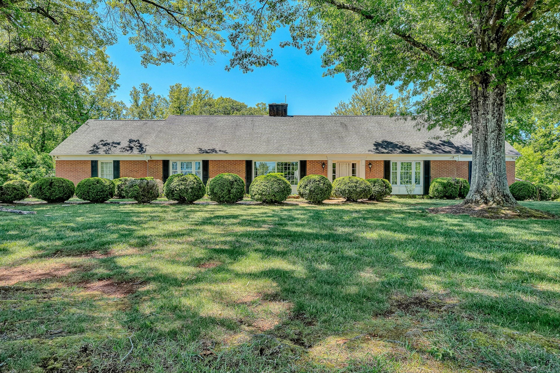 1344 Main ST - Photo 6