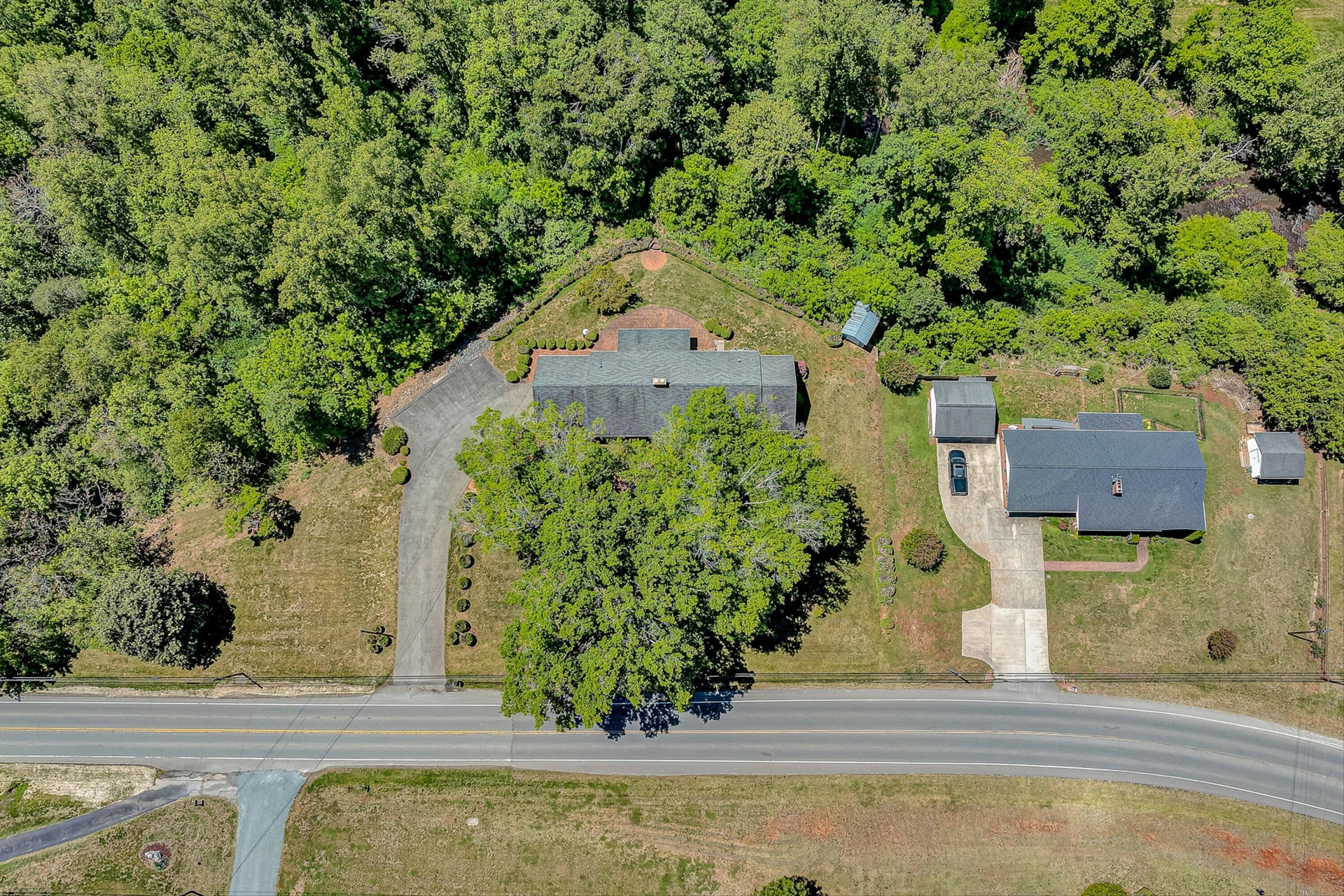 1344 Main ST - Photo 52