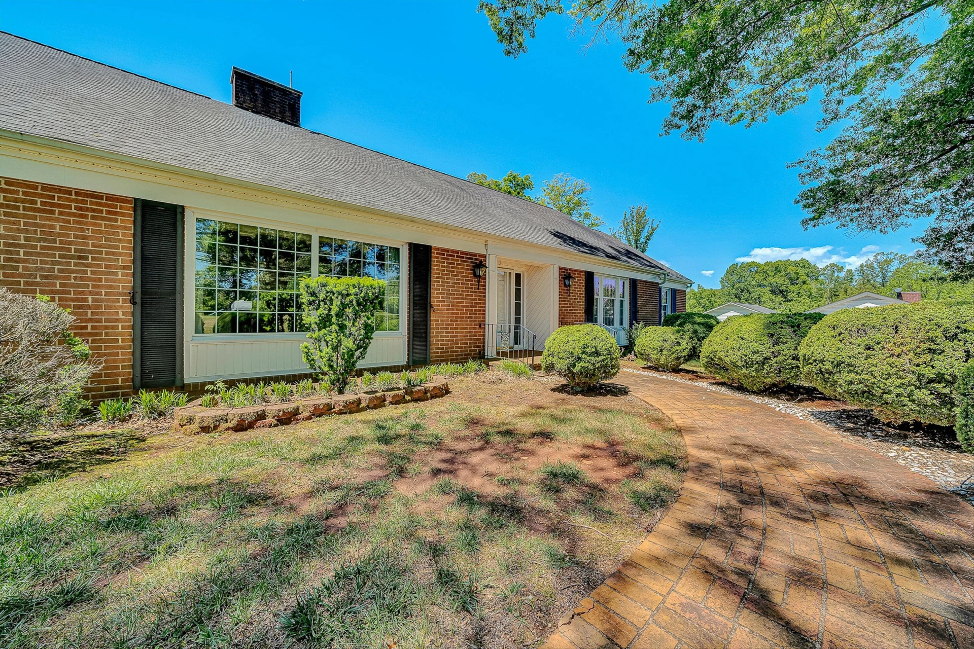 1344 Main ST - Photo 9