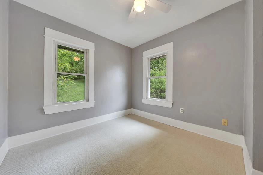 1912 Melrose AVE - Photo 20