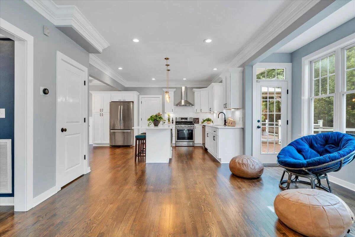 5882 Monet DR - Photo 32