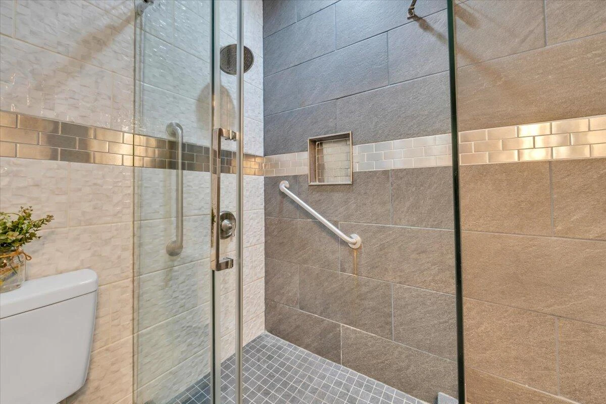 5882 Monet DR - Photo 37