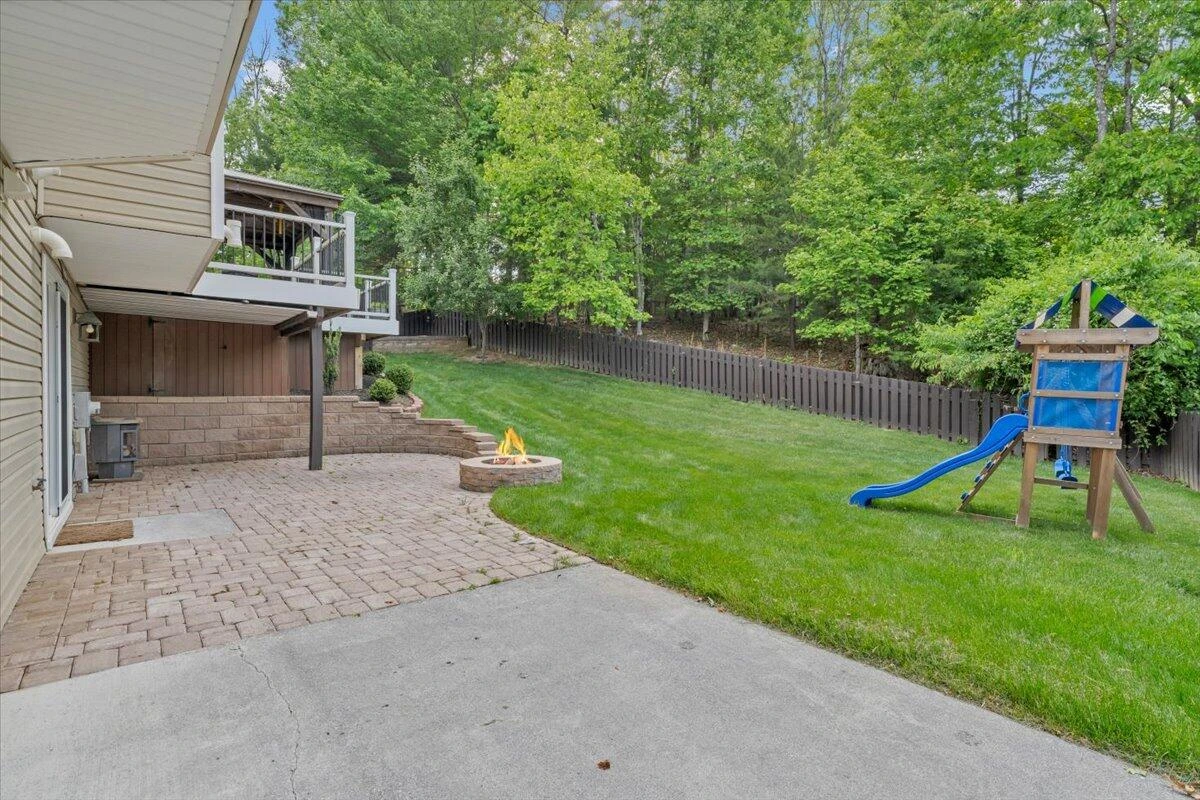 5882 Monet DR - Photo 55